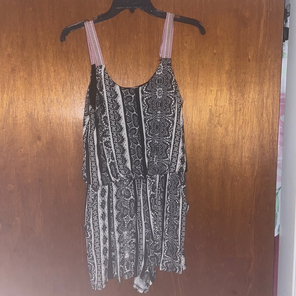 Romper. Size small. Black and white print